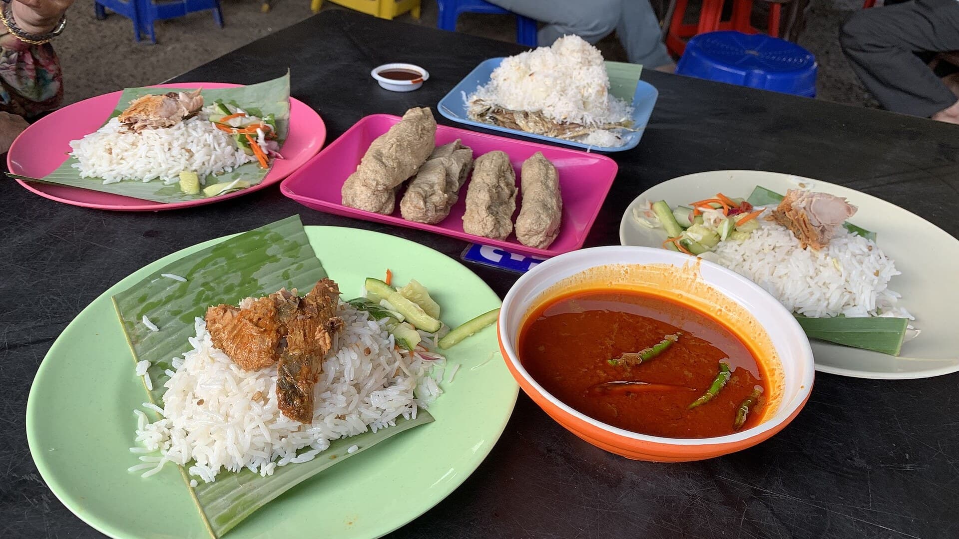 7 Best Food Spots & Local Specialties in Terengganu (2026)