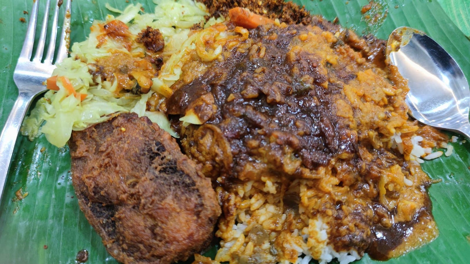 8 Best Nasi Kandar in Penang (2026): Opening Hours, Queue Times and What a Plate Really Costs