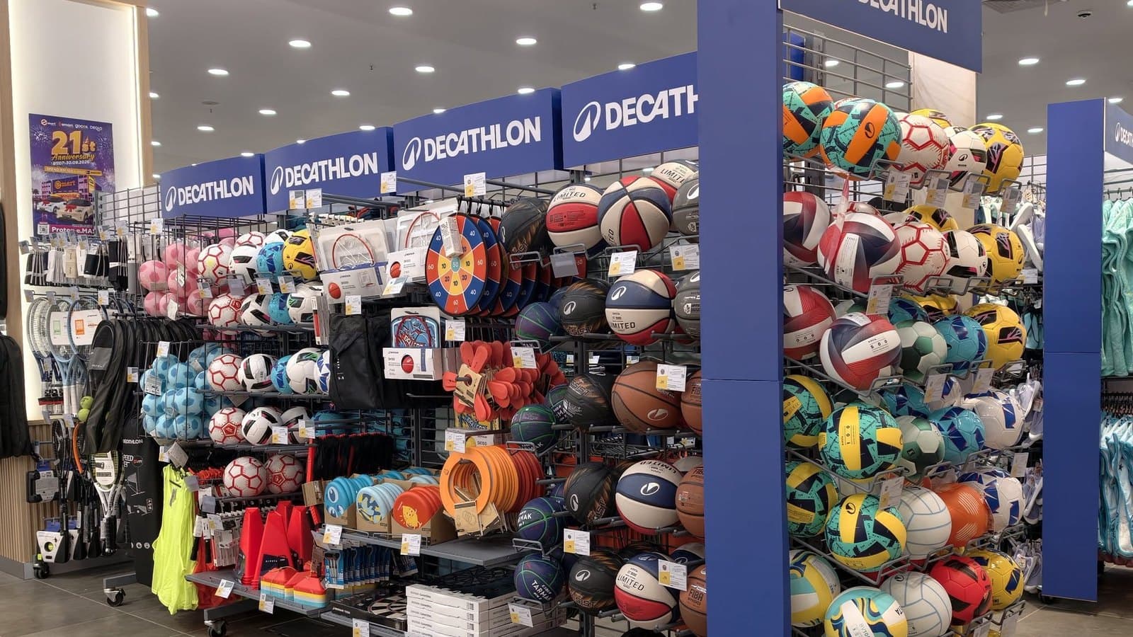Decathlon at Emart Taman Berlian, Samarahan: Backpack Offer Has Ended — Counter or decathlon.my Payday?