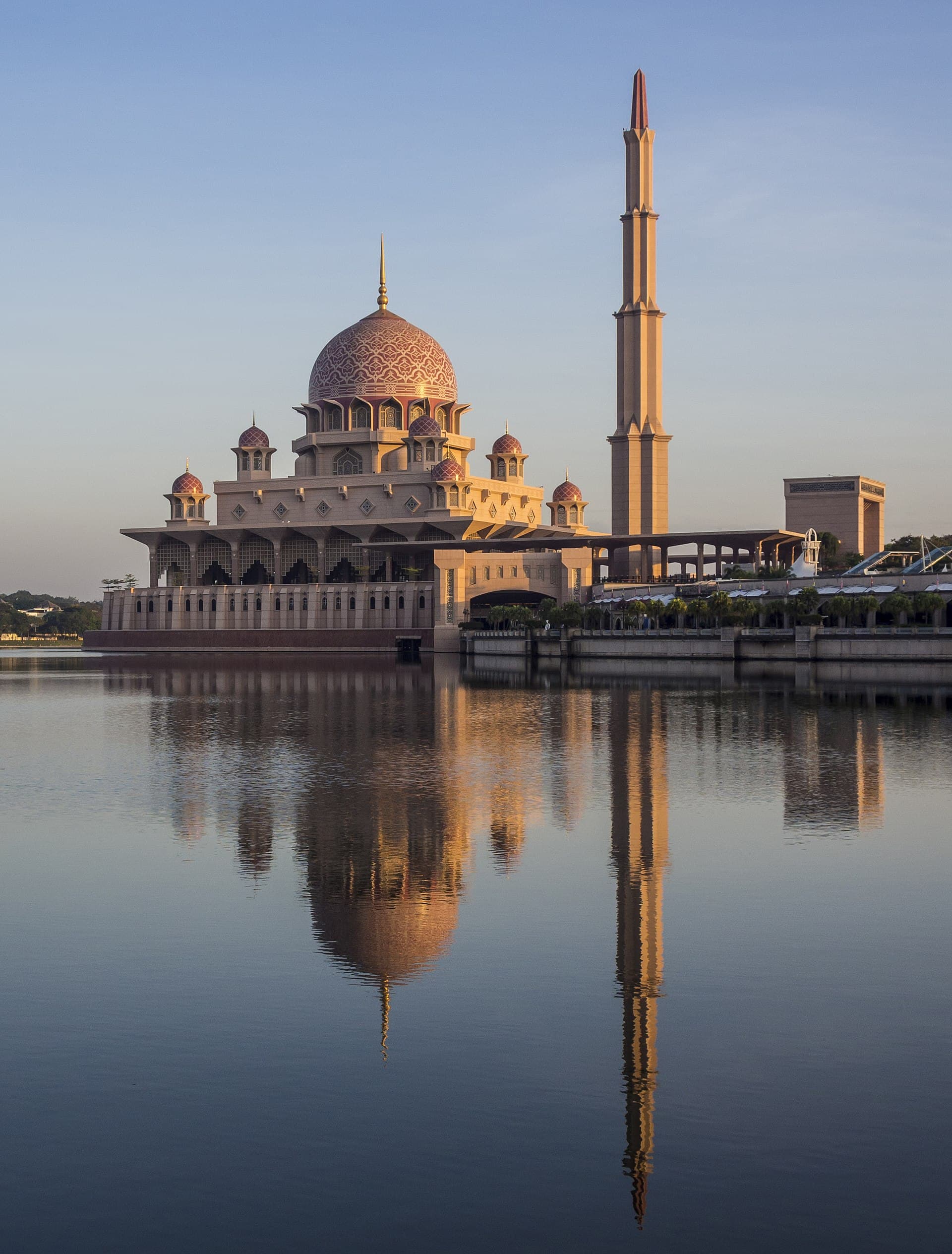 8 Family-Friendly Things To Do in Putrajaya