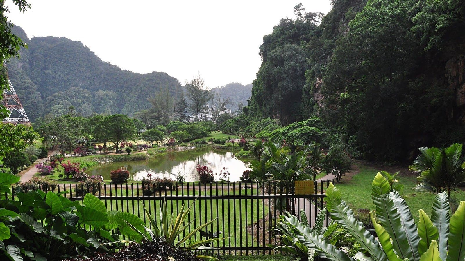 Ipoh Attraction Ticket Prices 2026: A RM9 Castle, a RM160 Theme Park, and the Two Stops You Cannot Just Walk Into