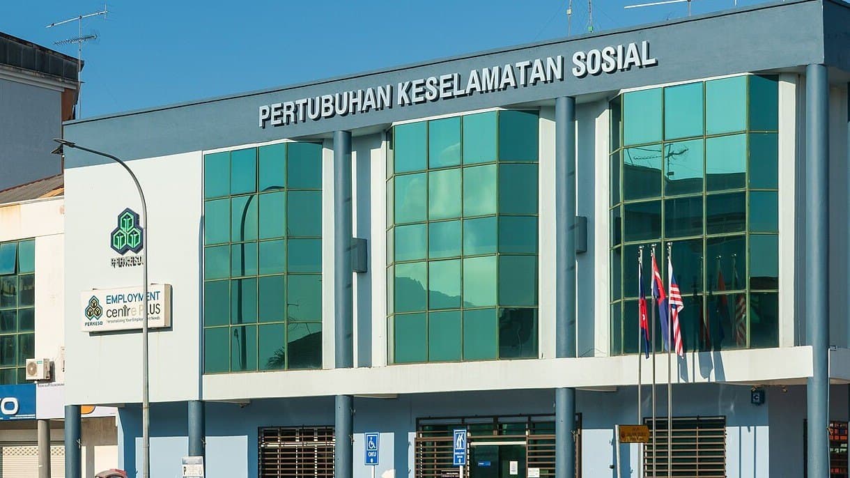 PERKESO's LINDUNG Kasih for Housewives 2026: What RM120 a Year Pays Out, Who Can Join, and the Age-60 Promise That Is Not Law Yet