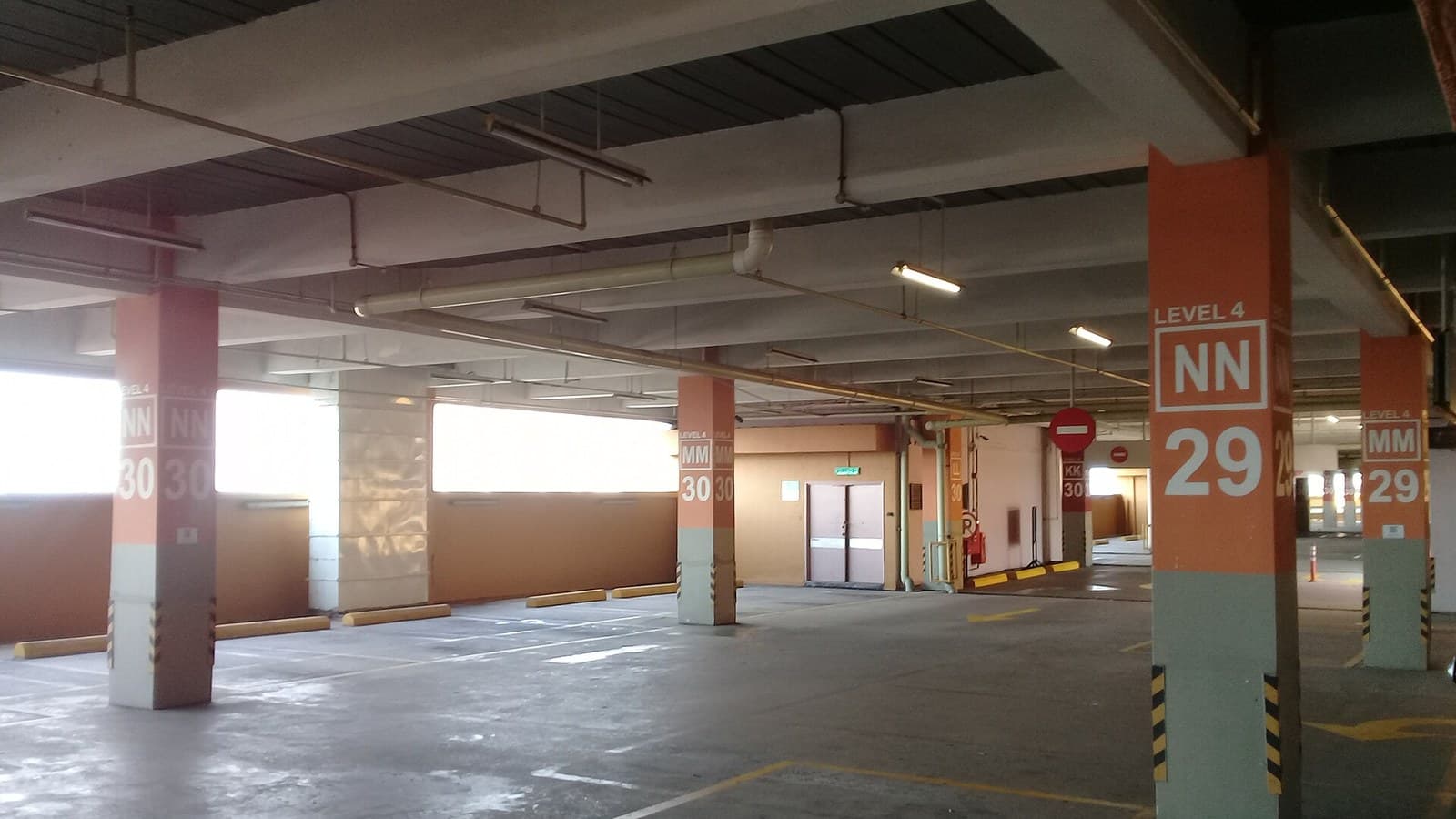 Mall Parking Rates in KL and the Klang Valley 2026: Where the Daily Cap Stops, and the App That Halves the Bill