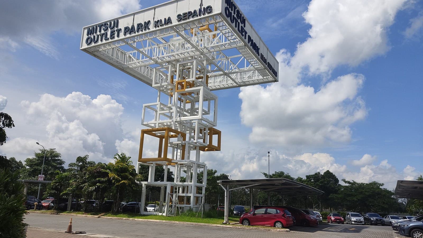 Triumph Outlet Mitsui KLIA Sepang: Up to 70% Off, Bras From RM50 (Till 31 Aug)