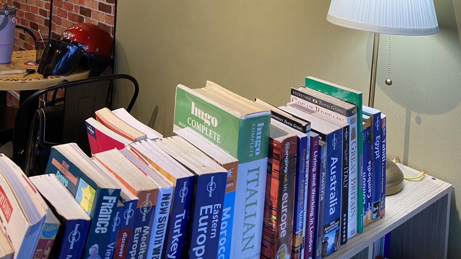 Blind Date Book Cafe