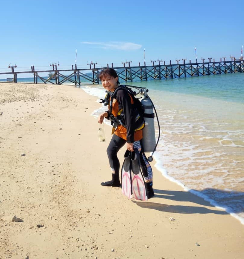 Dive Rusukan Labuan (Labuan Rusukan Besar Resort) — the only on-island dive base, and the only full published rate card