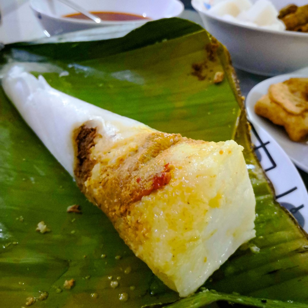 Medan Selera Padang Bas (Medan Selera Lama KB)