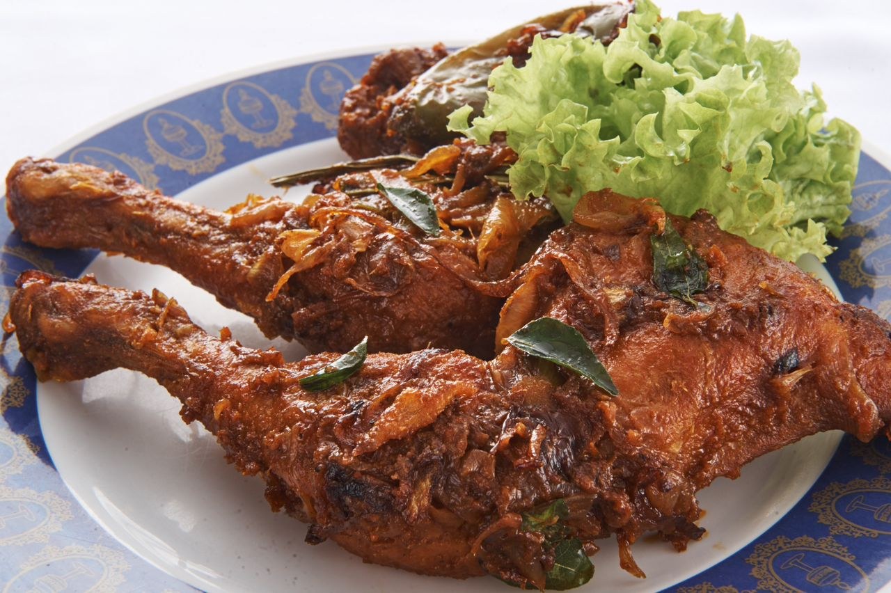 Nasi Kandar Pelita(孟沙再也分店) — 5号地拉威路,吉隆坡