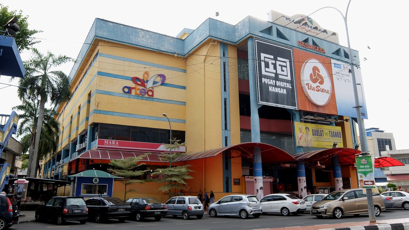 Kayangan Square & The Store Kangar — The Old-School Mall
