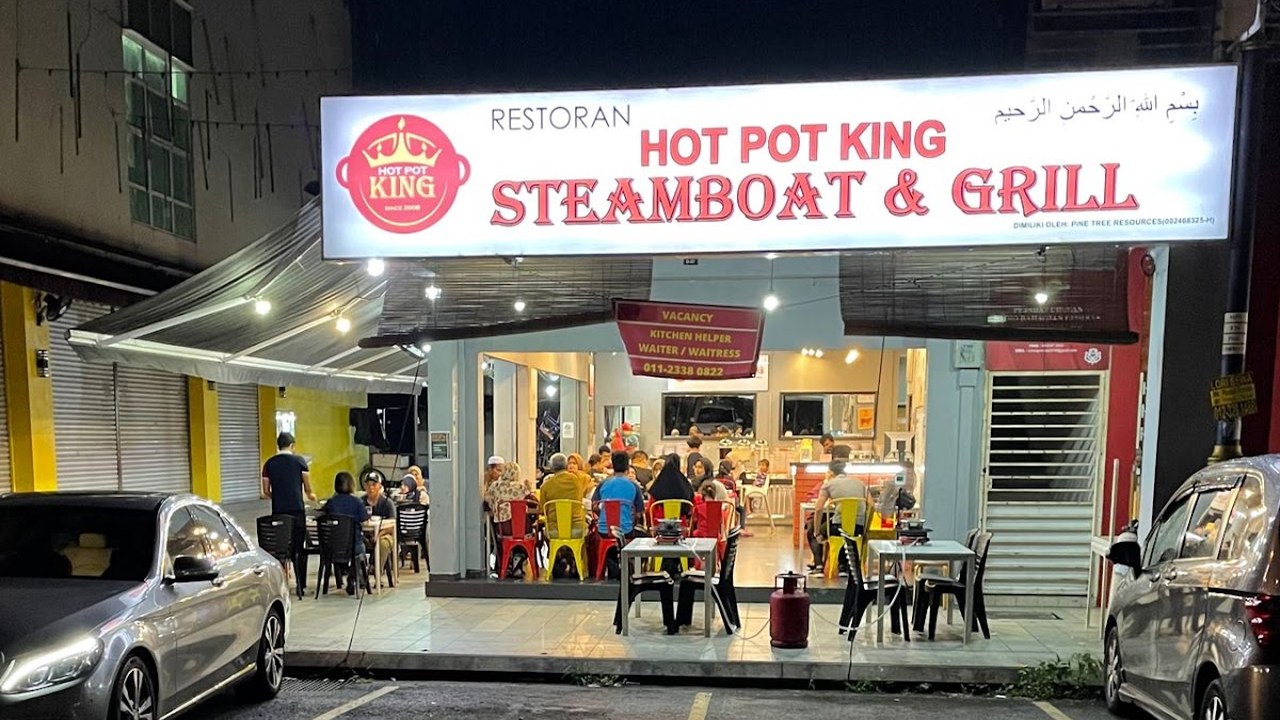 Hot Pot King Steamboat & BBQ — 最平价的清真自助，市区亦有分店