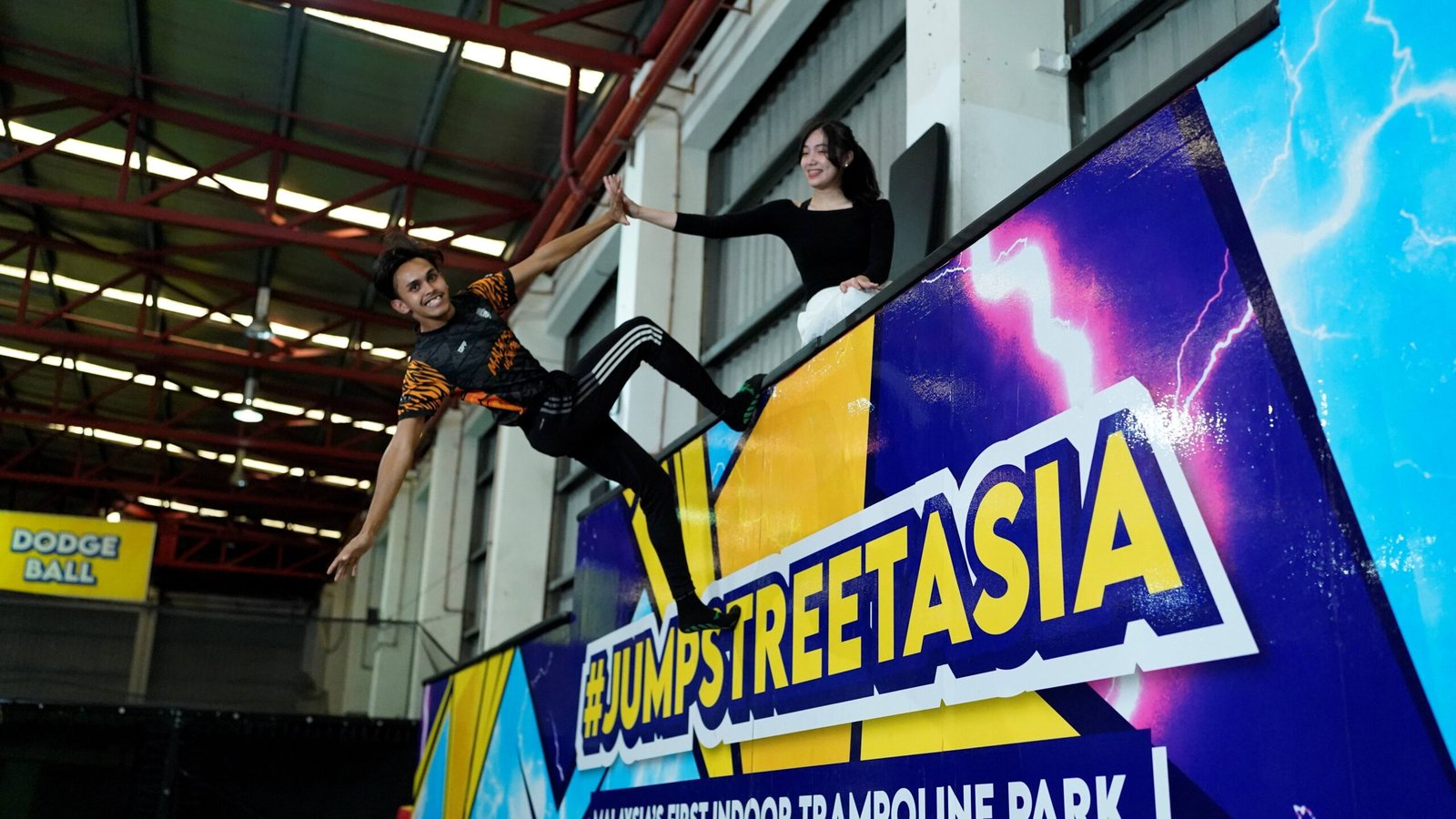 Jump Street Asia —— 八打灵再也