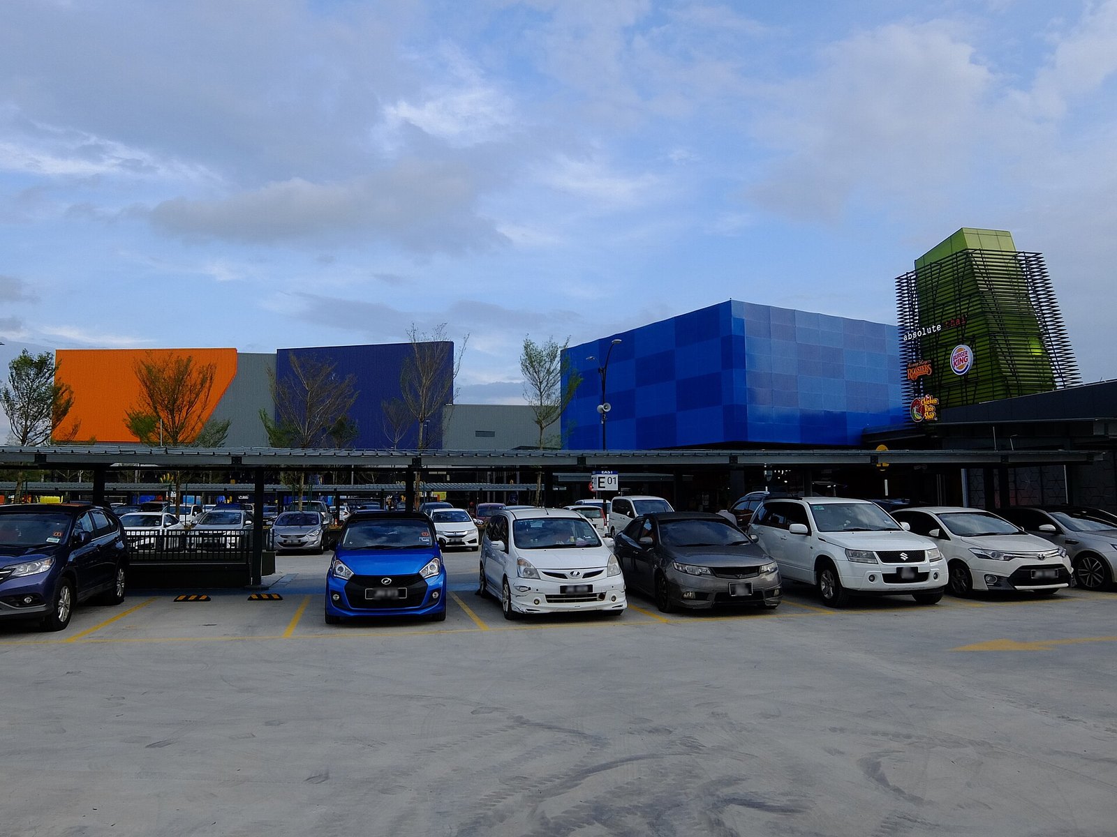 Sunway Big Box Retail Park — Iskandar Puteri