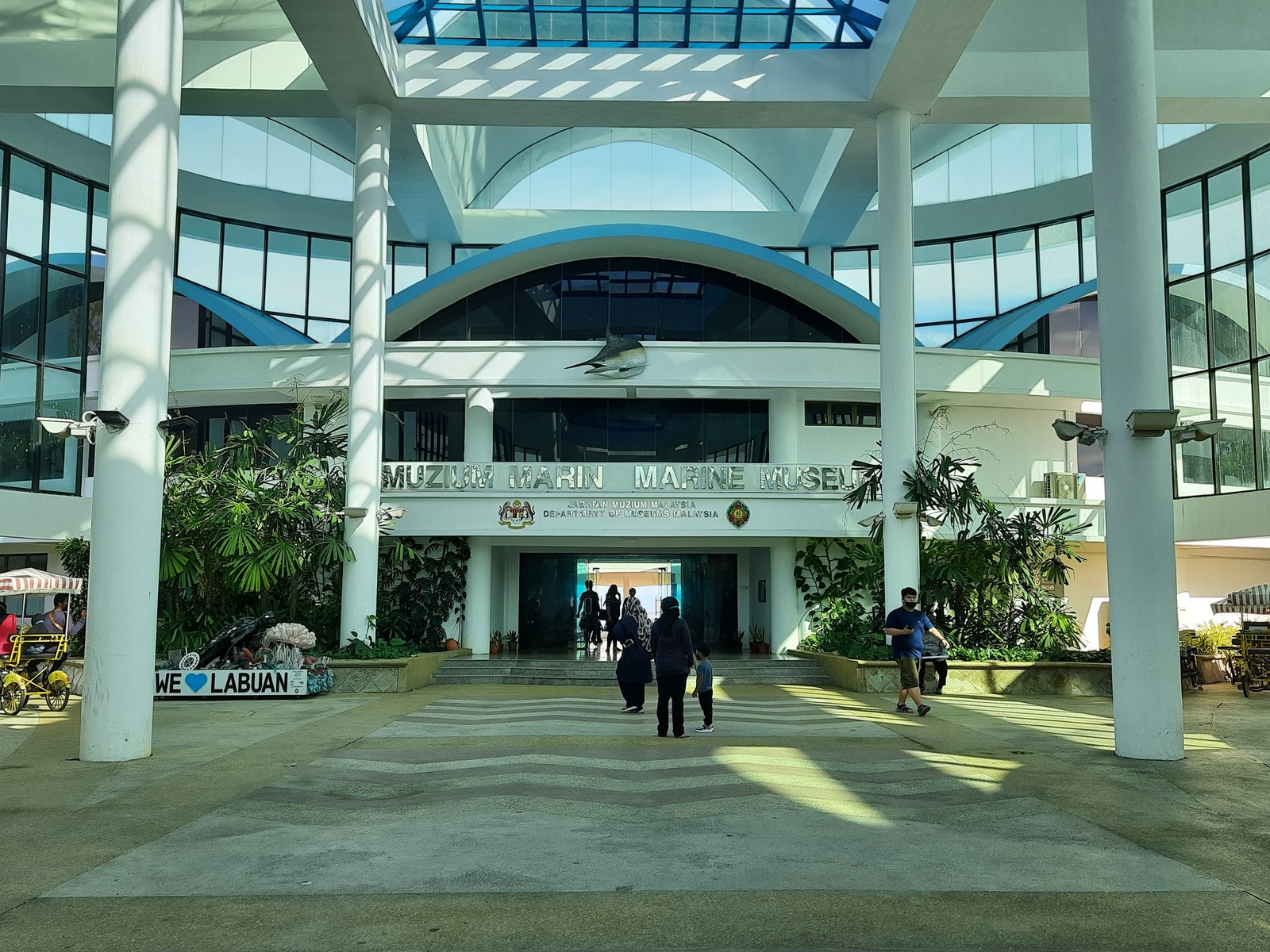 Labuan Marine Museum — free, with a touch pool and a 42-foot whale skeleton