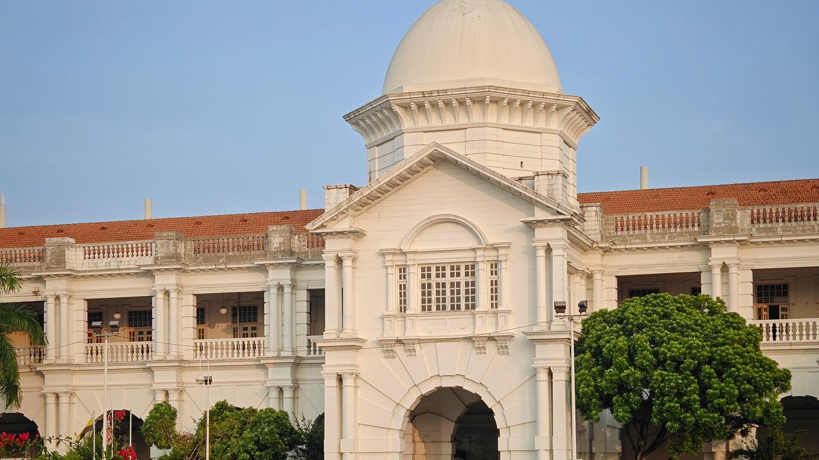 Ipoh Railway Station ("Taj Mahal of Ipoh") — Jalan Panglima