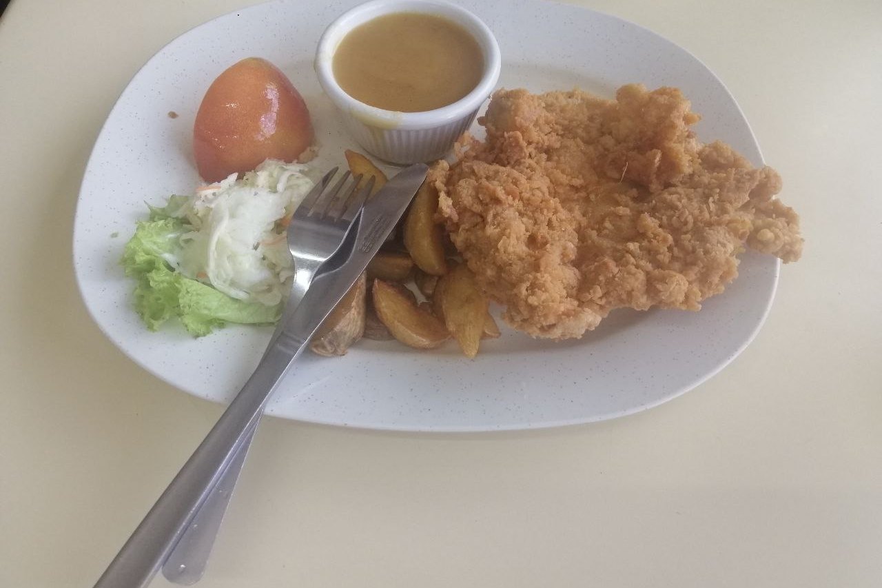 Yut Kee (镒记茶餐室) — Chow Kit, Since 1928