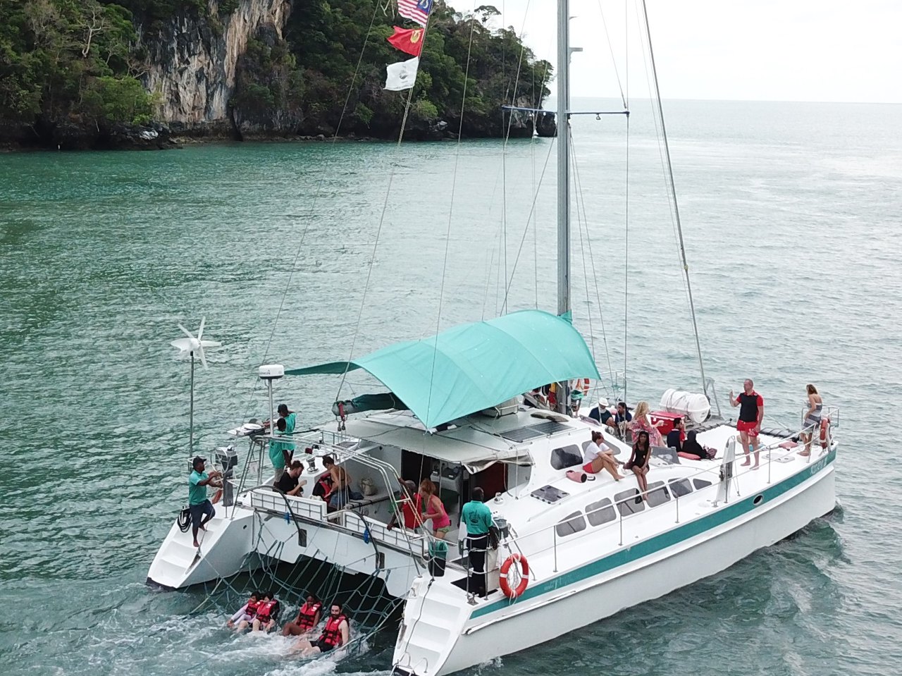 Crystal Yacht Holidays: sunset dinner cruise and private catamarans