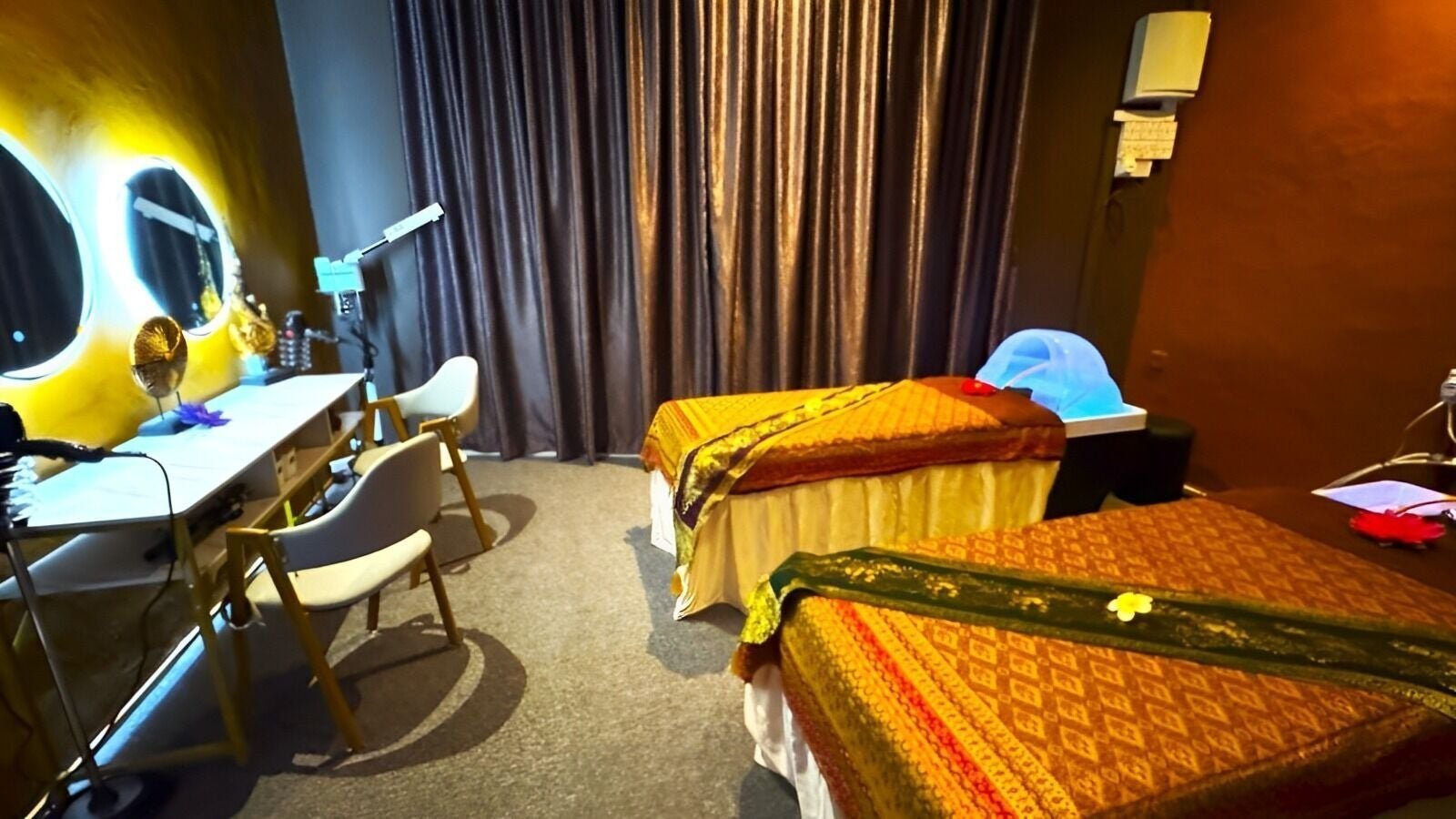Siam Kenyalang Wellness Centre & Family Spa, Jalan Padungan