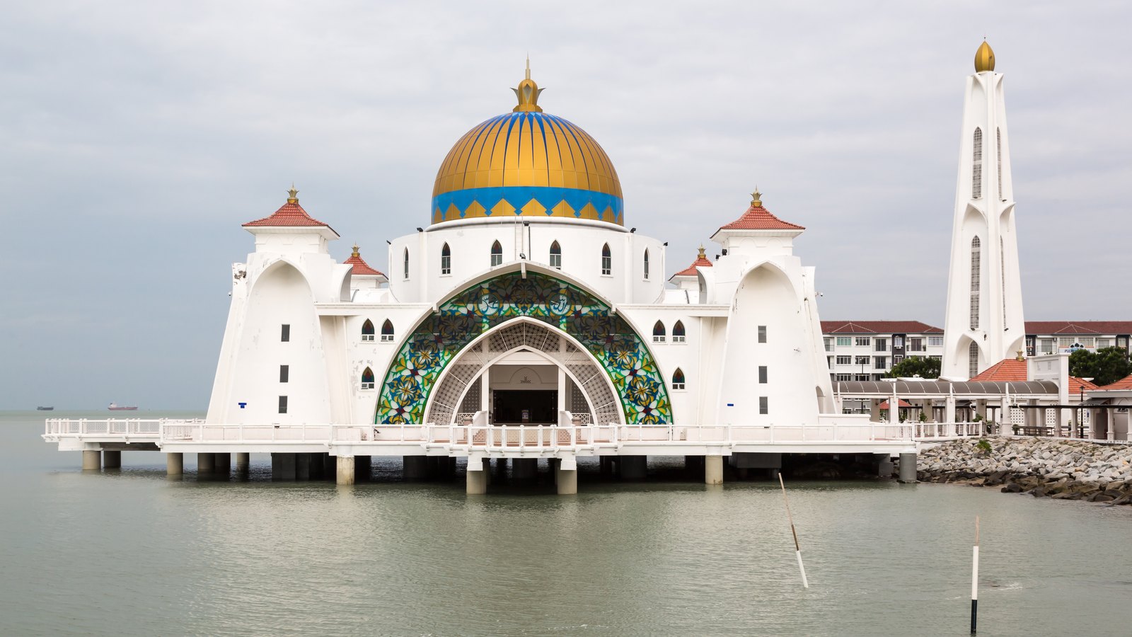 Melaka Straits Mosque (Masjid Selat Melaka)