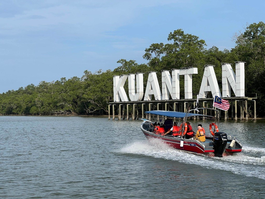 Kuantan River Cruise at Jeti Shahbandar — RM99 or RM18, same jetty
